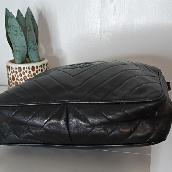 Chanel Lambskin Diamond Stitch Fringe Camera Bag #2808 Needs Repair READ - Picture 12 of 16